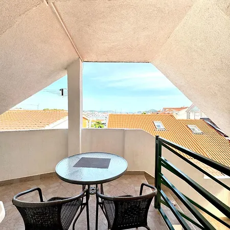 Apartment Ema Tribunj (Sibenik-Knin)